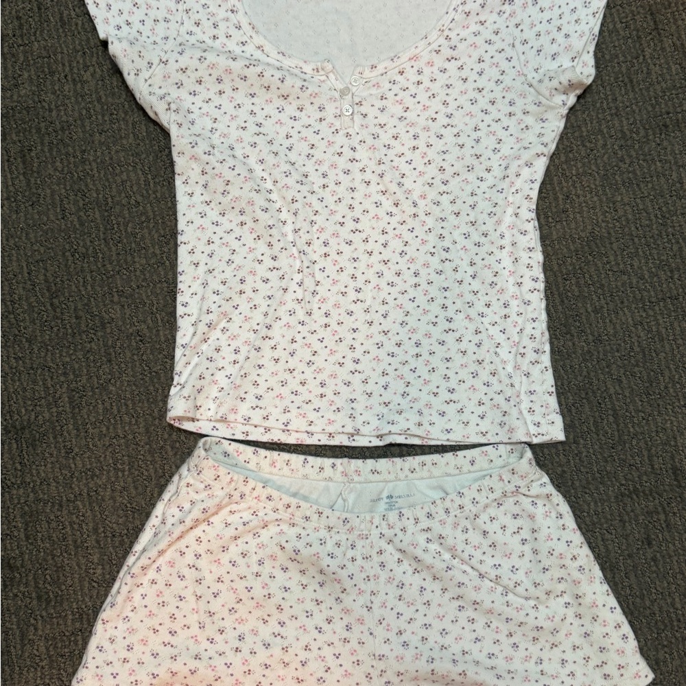 Brandy Melville White Short Sleeve Floral Pajama Set with Pink Accents